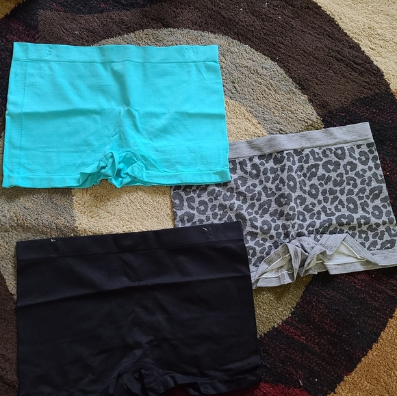 Boys shorts plus size - Picture 2 of 6